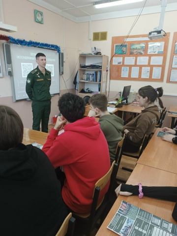 Сегодня нас посетил представитель Военного института
